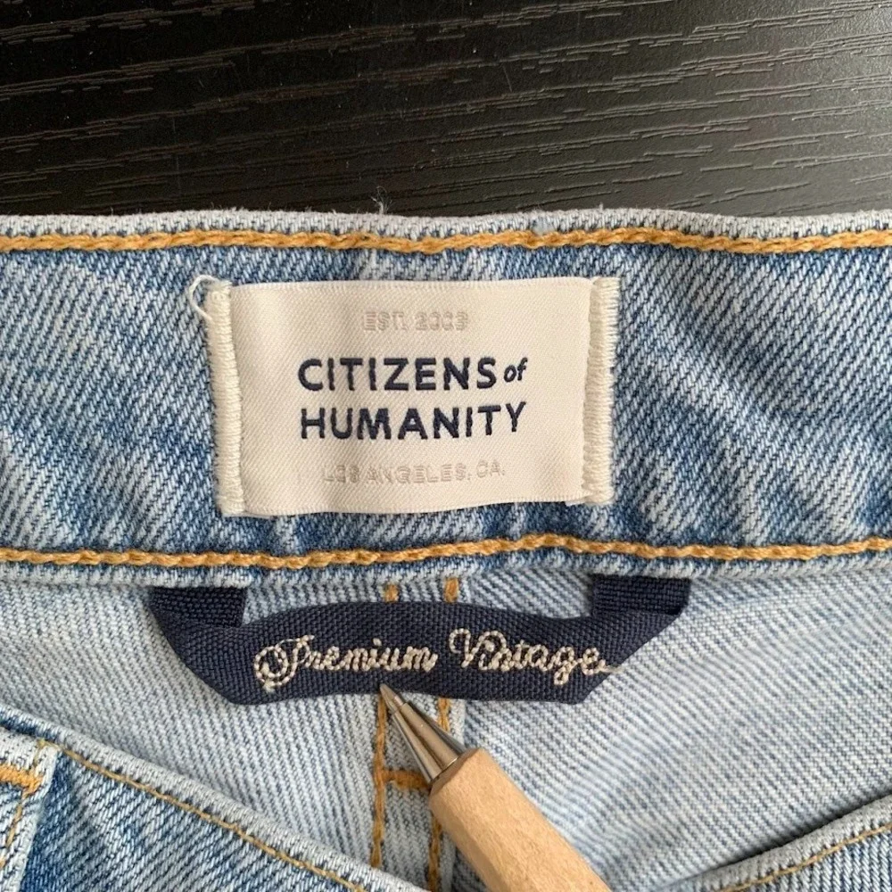 Citizens of Humanity  JOLENE High Rise Jeans Distressed Button Fly Women's 25‎